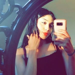 Meet your Posher, Isabella